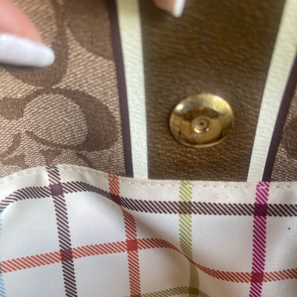 Sold Coach Heritage Brown Signature Tote Bag-Preowned - Picture 9 of 10